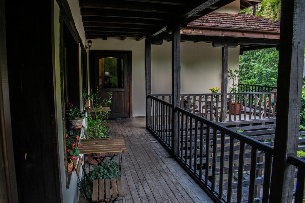 Guest House Verbena Apriltsi  Extérieur photo