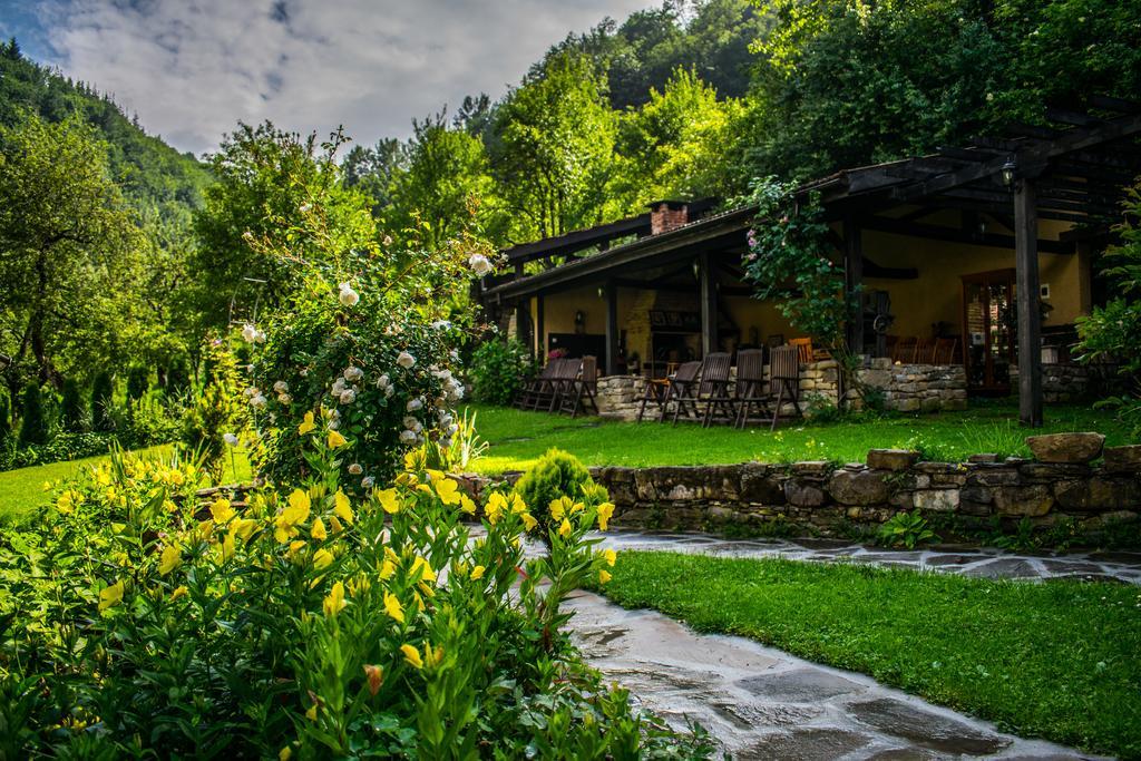 Guest House Verbena Apriltsi  Extérieur photo