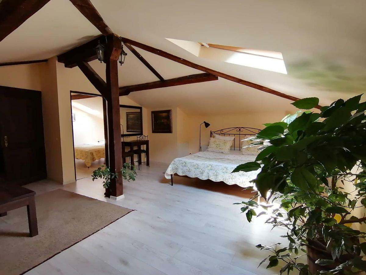 Guest House Verbena Apriltsi  Extérieur photo